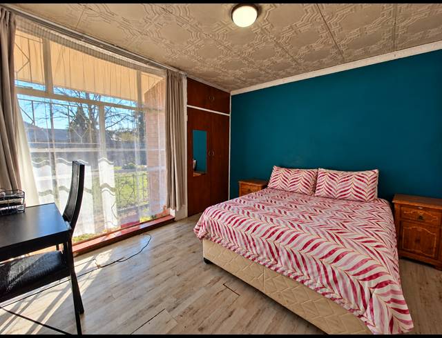 3 BEDROOM HOUSE FOR SALE IN THREE RIVERS